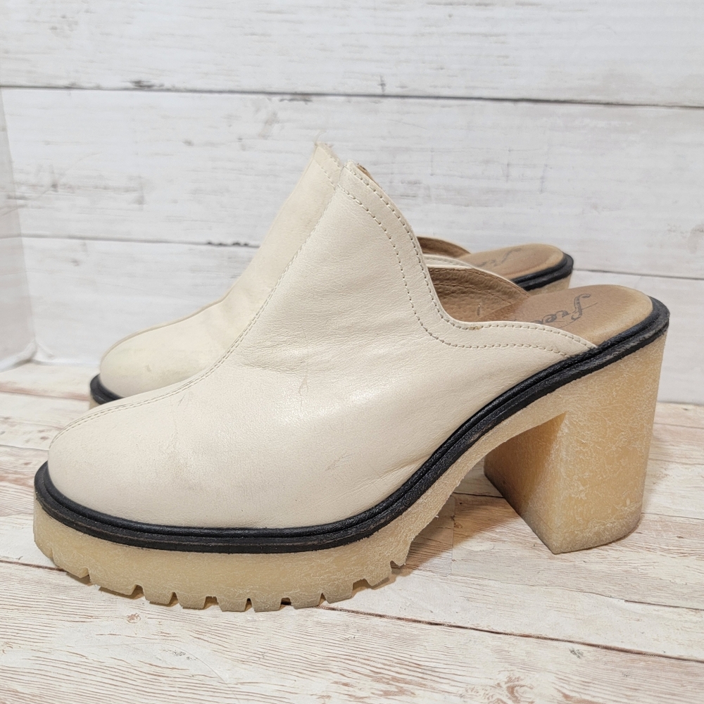 Free People James Mules